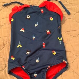 Mickey Disney swim